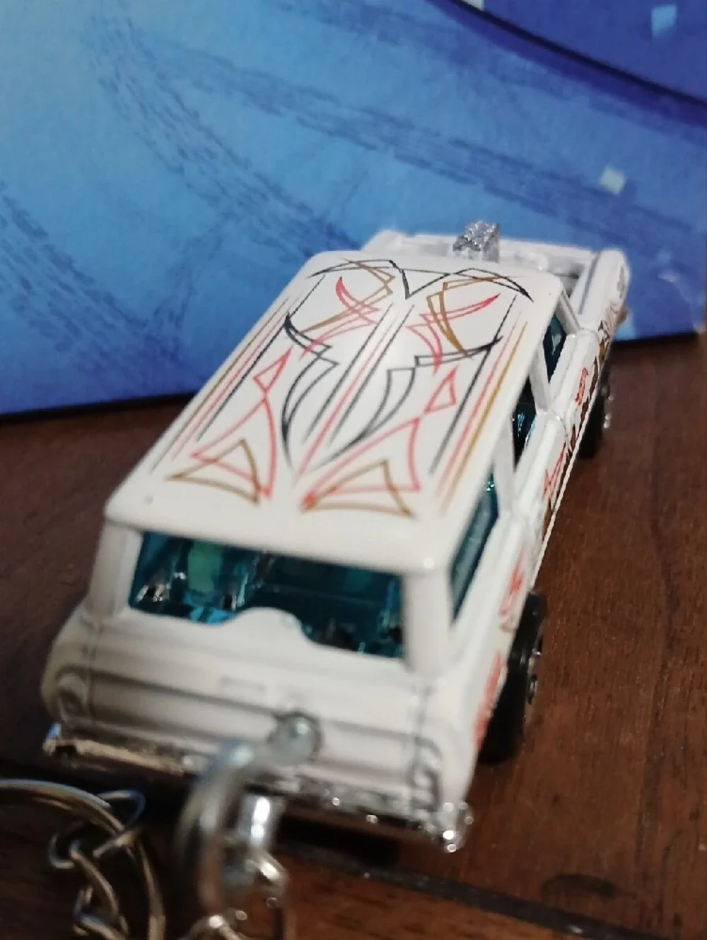 Family Hauler White 64 NOVA GASSER Die-Cast Toy Wagon - KEYCHAIN